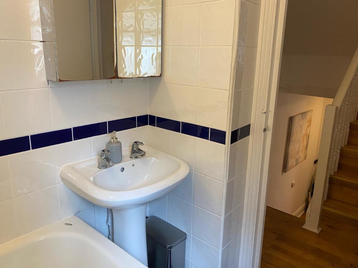Spacious 2-Bed Flat With Garden, 3 Minutes Walk From Oval Tube Station Λονδίνο Εξωτερικό φωτογραφία